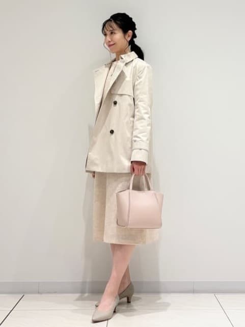 kayoさんの「INDIVI｜【花粉付着防止／撥水／UVケア】名品トレンチコート」を使ったコーディネート