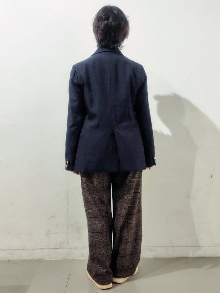 kodamaさんの「THE SHOP TK｜【通勤にもデイリーにも】CAVIAN 金ボタンダブルブレストジャケット」を使ったコーディネート