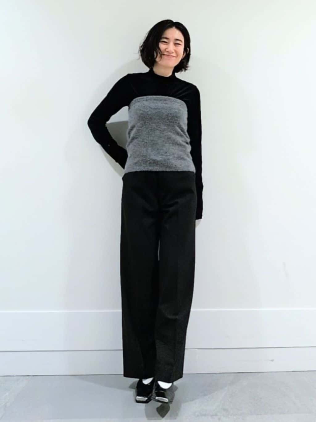 ミズタさんの「UNTITLED｜【ハイネック/レイヤード/重ね着におすすめ】トリコットベロア シアーインナー」を使ったコーディネート