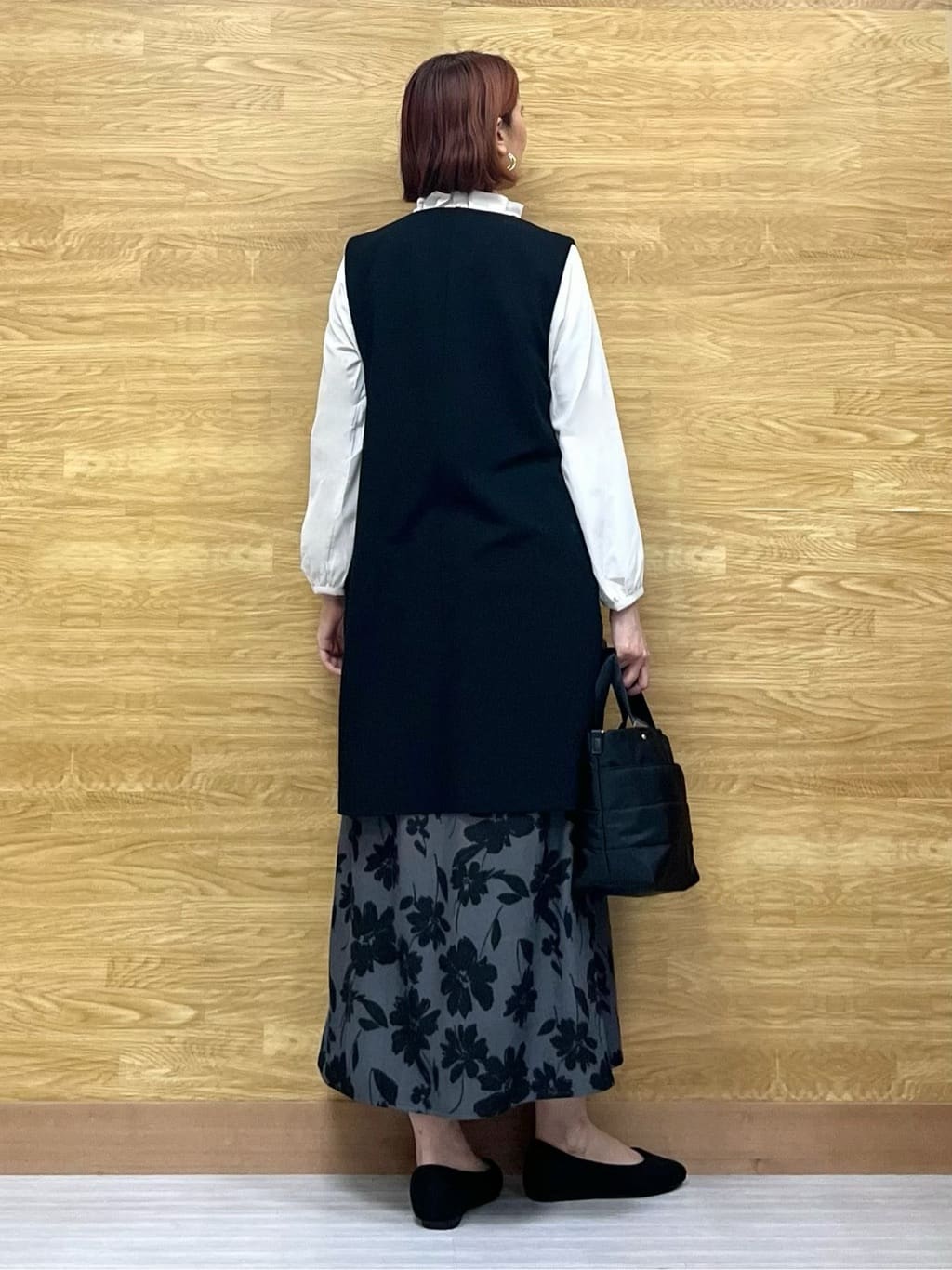 もすさんの「SHOO･LA･RUE｜【洗濯機可/セットアップ可/S-3L】きちんと楽に。カットジョーゼット ロングジレ」を使ったコーディネート