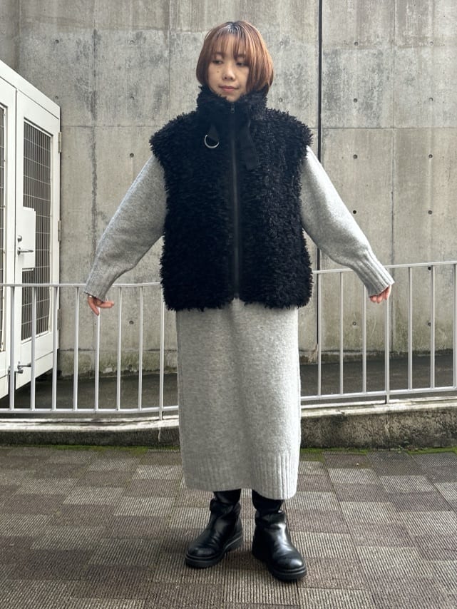 ga_riさんの「THE SHOP TK｜プラスするだけでこなれ見え ボアベスト」を使ったコーディネート