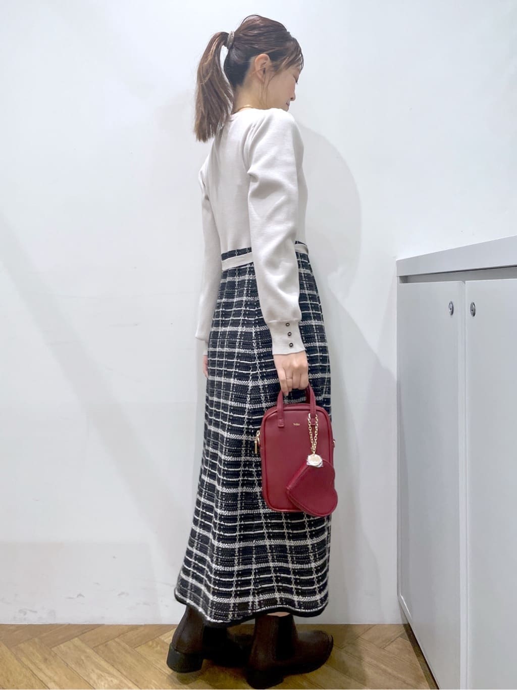 Junさんの「index｜チェックラメジャカードニットワンピース」を使ったコーディネート