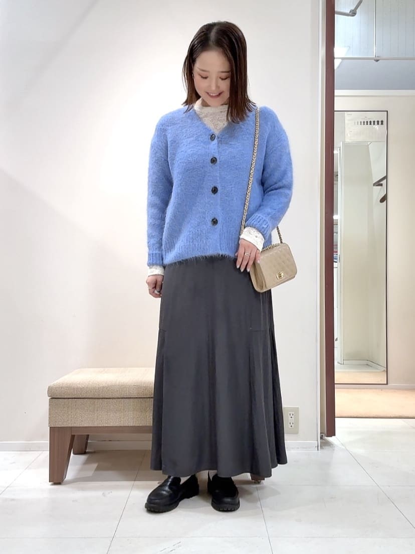 YUIさんの「UNTITLED｜【ゆったり】アルパカ混シャギー カーディガン」を使ったコーディネート