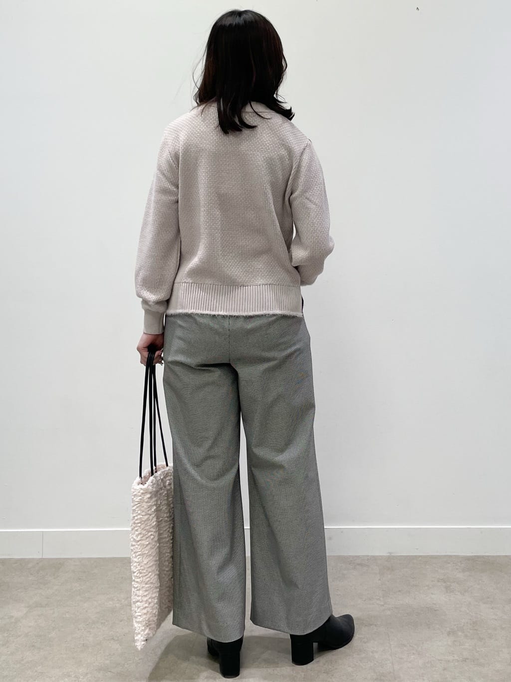 yukariさんの「Reflect｜【ほんのりラメ感◎】ケーブル柄ニット」を使ったコーディネート
