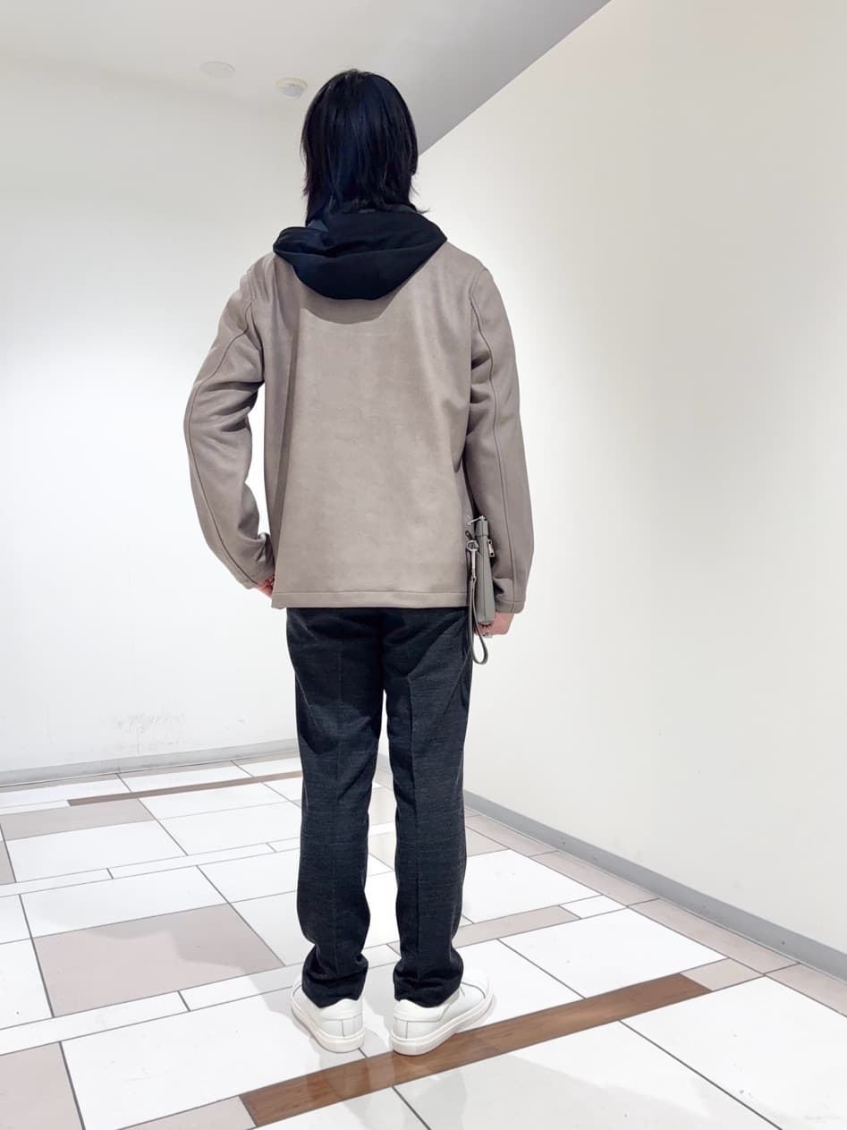 及川さんの「TAKEO KIKUCHI｜【JUST ONE LAYER】ダウンファブリック ジップアップ フード ブルゾン」を使ったコーディネート