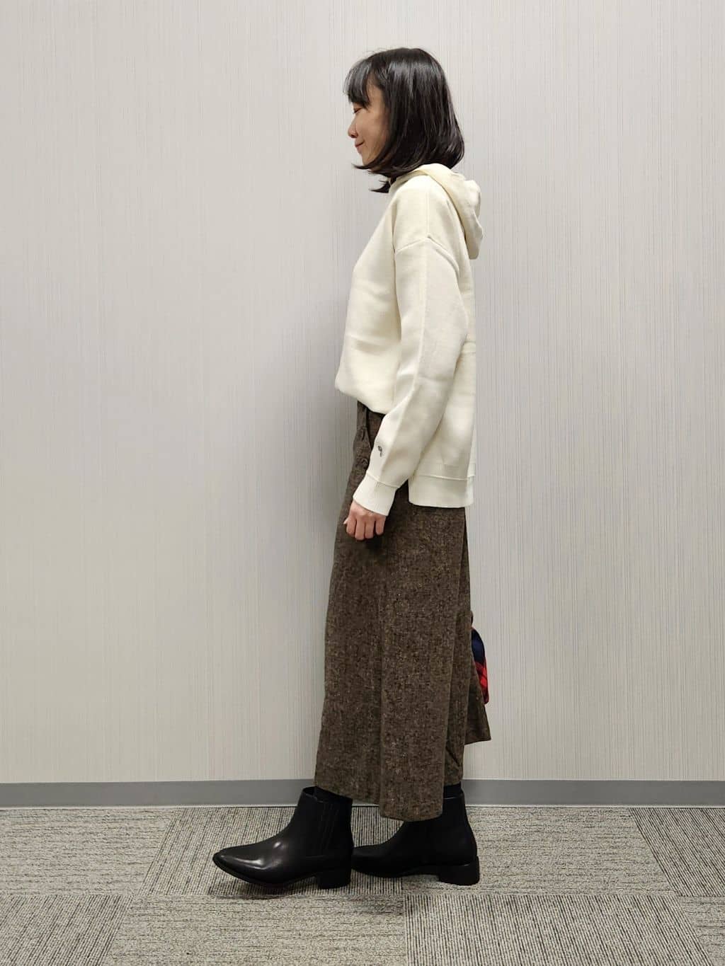 naraさんの「Dessin｜【洗える／体型カバー】ちょうどいいニットパーカ」を使ったコーディネート
