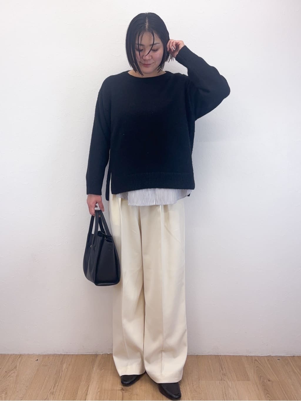 Takeさんの「OPAQUE.CLIP｜リラクシークルーネックニット【洗濯機OK】」を使ったコーディネート