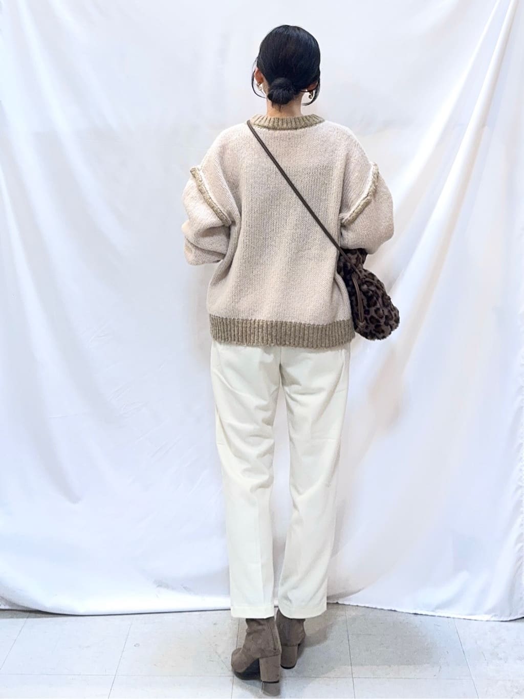 𝐇𝐢𝐫𝐨𝐦𝐢さんの「SHOO･LA･RUE｜【S-LL】美シルエットの タンドツイードブルゾン」を使ったコーディネート