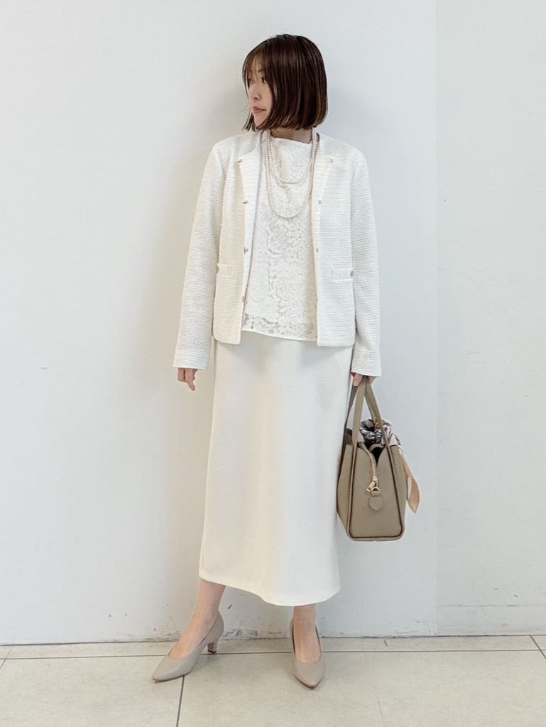 yoshiyaさんの「INDIVI｜【マルチWAY】3点セットパール調ネックレス」を使ったコーディネート