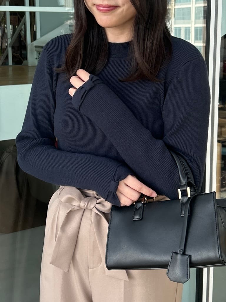 shinoさんの「Couture brooch｜【洗える・通勤】ウエストリボン サスペンダー付きワイドパンツ」を使ったコーディネート