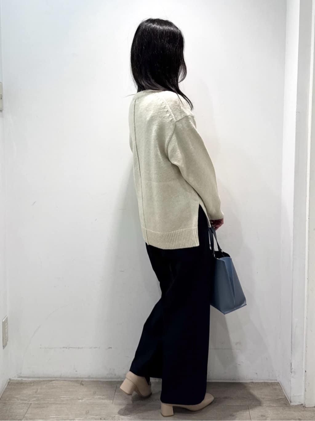 yuicciさんの「OPAQUE.CLIP｜リラクシークルーネックニット【洗濯機OK】」を使ったコーディネート