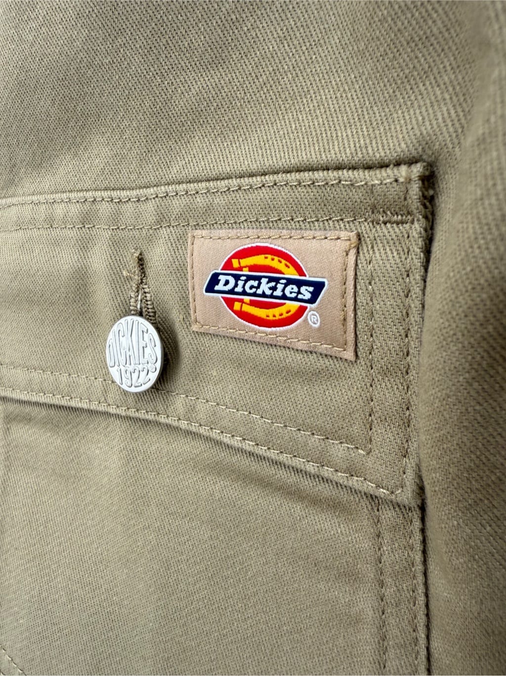 カネダさんの「tk.TAKEO KIKUCHI｜【別注】Dickiesワークジャケット」を使ったコーディネート