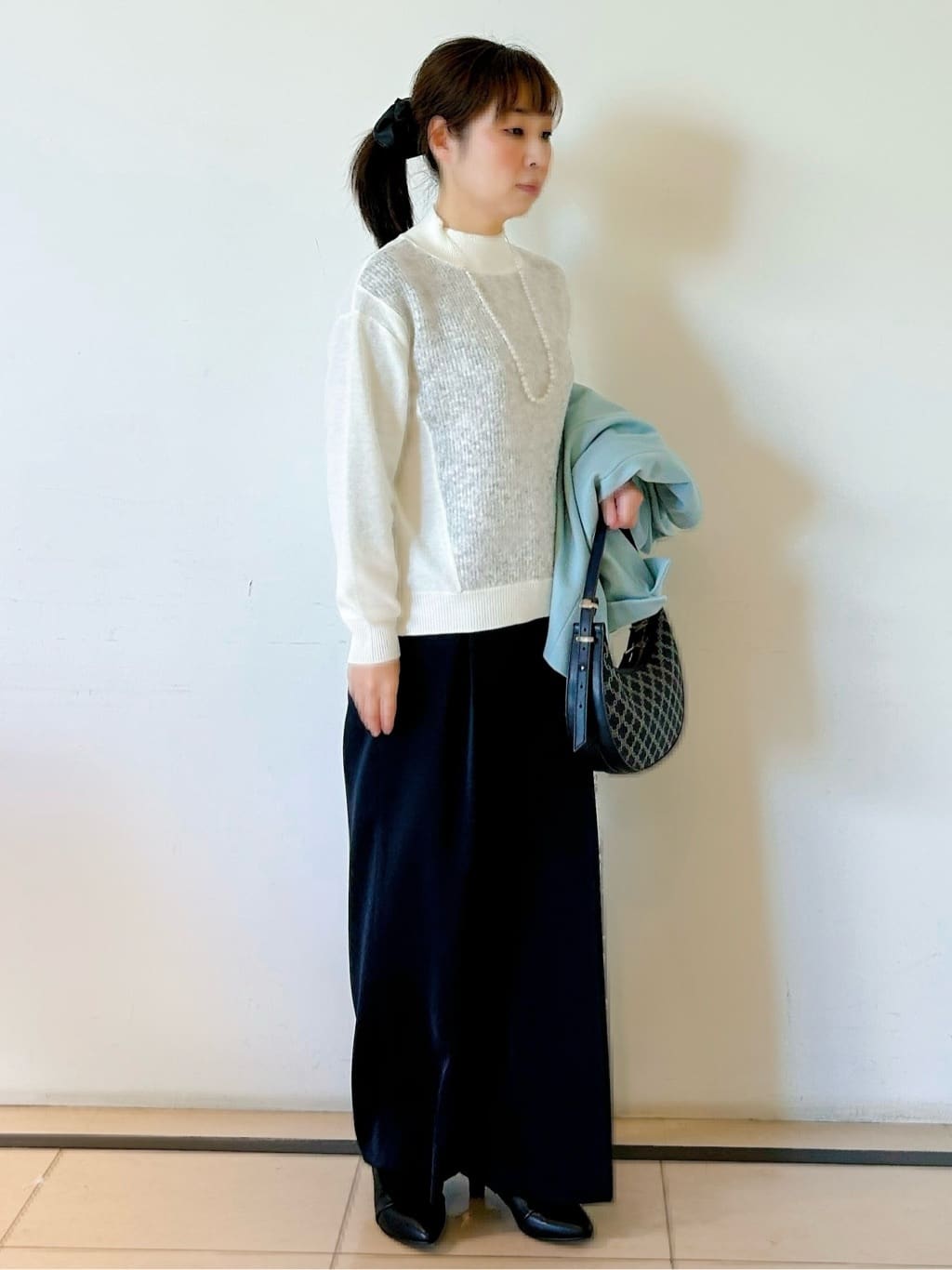 ひーさんの「Reflect｜【SS-4Lサイズ／衿が顔に当たらない◎】スタンドネックミドルコート」を使ったコーディネート