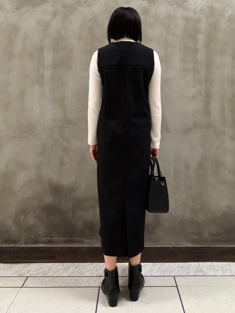 maiさんの「grove｜【2WAY/美シルエット】着こなし自在のジャンドレワンピース」を使ったコーディネート