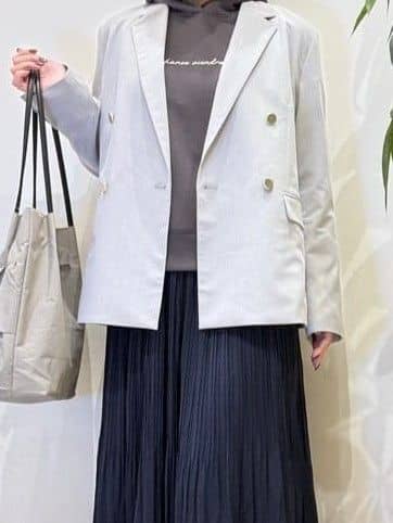 misakiさんの「SHOO･LA･RUE｜【セットアップ可/S-LL/洗濯機可】マニッシュに決まる ダブルブレストジャケット」を使ったコーディネート