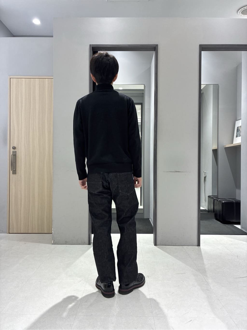 わいずみさんの「TAKEO KIKUCHI｜カシミヤブレンド ビーバー調ステンカラーコート」を使ったコーディネート