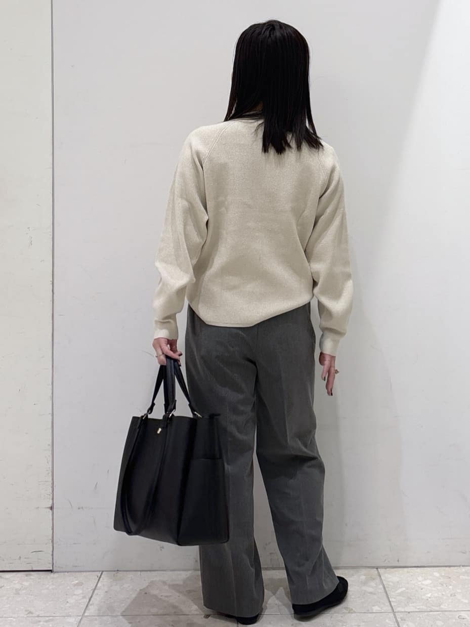 mameさんの「OPAQUE.CLIP｜ヘリンボーンステンカラーコート」を使ったコーディネート