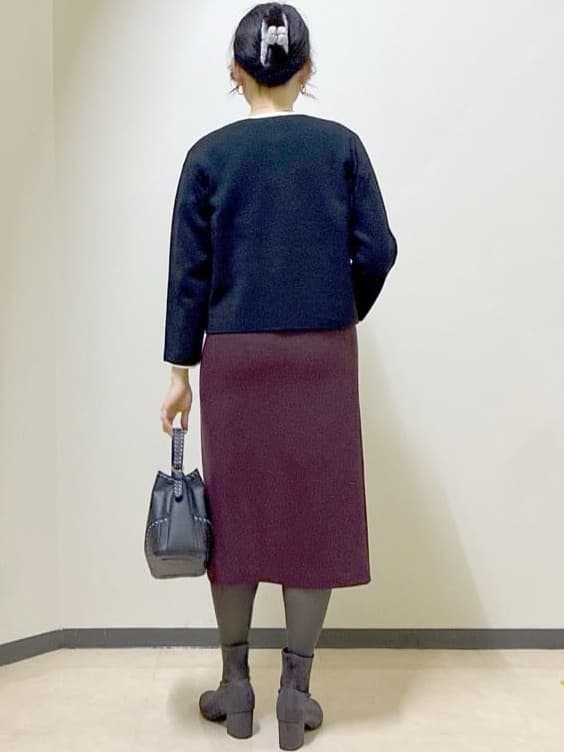  beni_gingerさんの「Reflect｜【秋映え／単品使い◎／すっきり見え】ブローチ付きニットアンサンブル」を使ったコーディネート