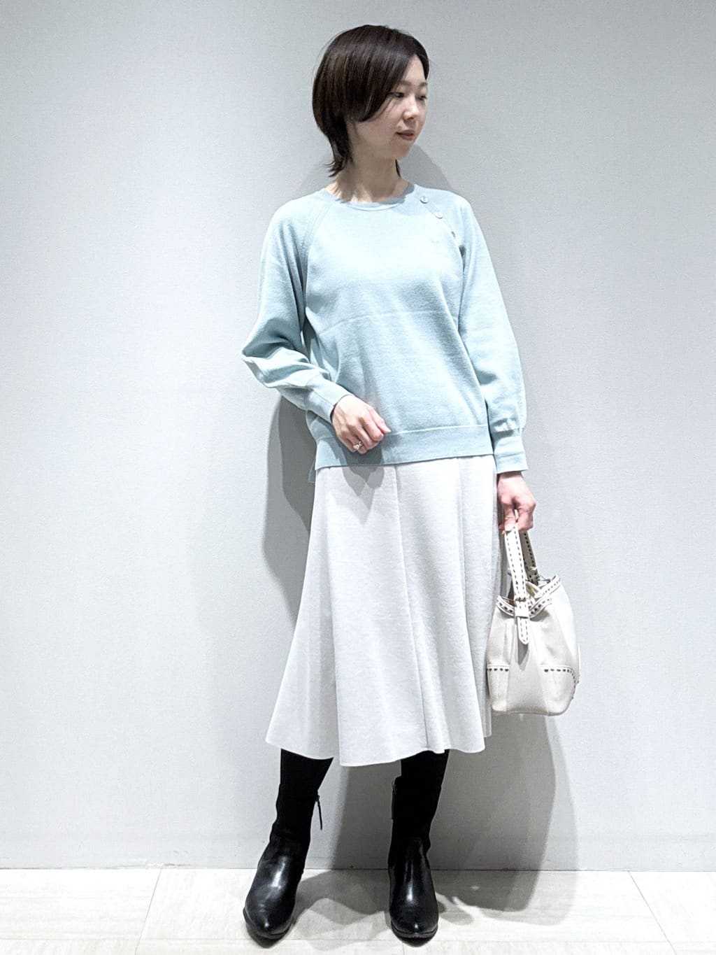 まちこさんの「Reflect｜【ゆったり着られる◎】ラグランスリーブニット」を使ったコーディネート