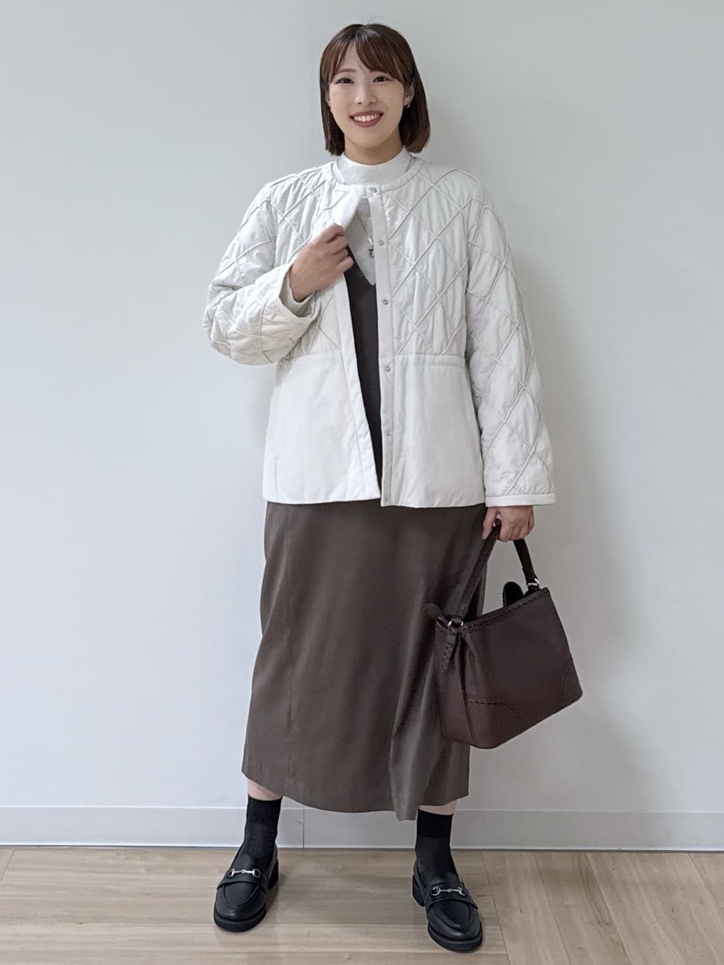 amiさんの「Reflect｜【気軽な羽織に◎】中綿キルティングショートコート」を使ったコーディネート