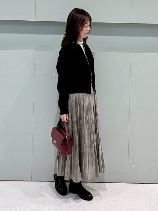 makiさんの「UNTITLED｜【はっ水機能/フード取り外し可/防寒】ロングダウンコート」を使ったコーディネート