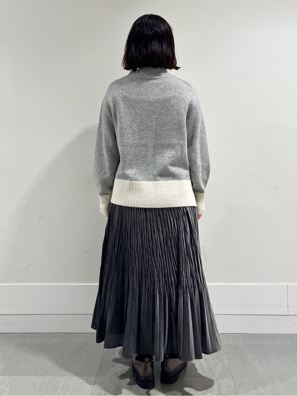 モエカさんの「UNTITLED｜【8色展開/洗える】ウールカシミヤ ハイネックニット」を使ったコーディネート