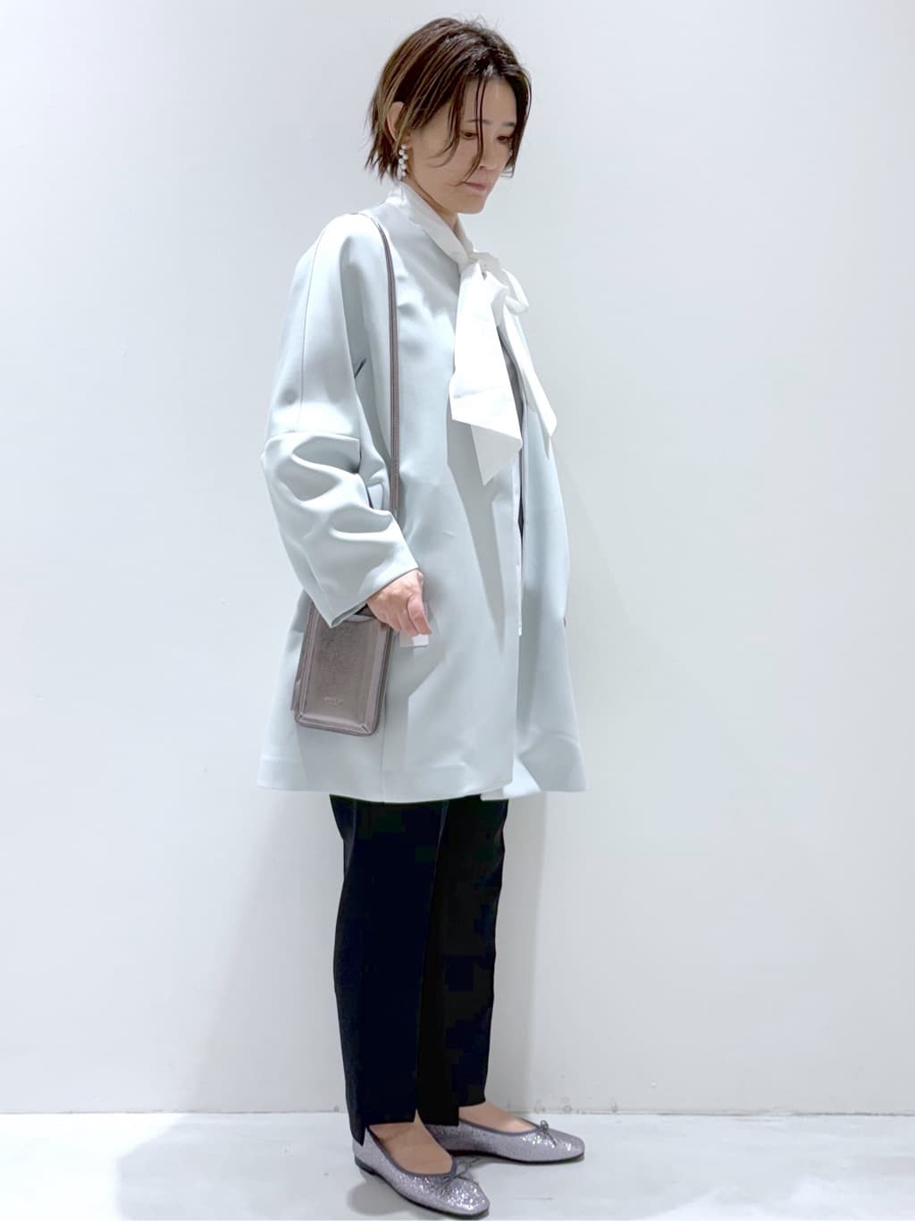 こじさんの「OPAQUE.CLIP｜合皮携帯ミニショルダーバッグ」を使ったコーディネート