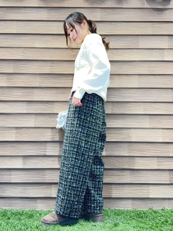 himiさんの「SHOO･LA･RUE｜【2点セット】着るだけで決まる クラシカルなツイード調 チェック柄セットアップ」を使ったコーディネート