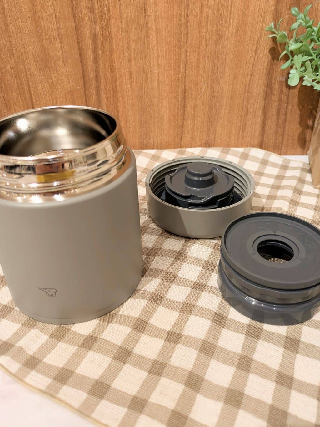 みなもさんの「212 KITCHEN STORE｜シームレスせん ステンレススープジャー 300ml BE ＜ZOJIRUSHI  象印＞」を使ったコーディネート