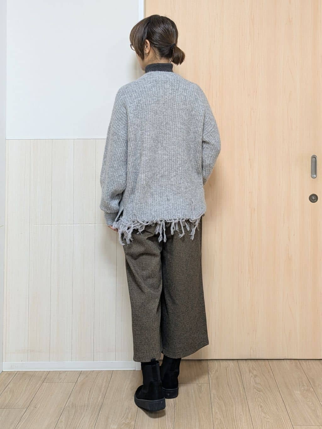 YuAさんの「SHOO･LA･RUE｜【高レビュー】ウエストゴムで穿きやすい　ガウチョパンツ」を使ったコーディネート