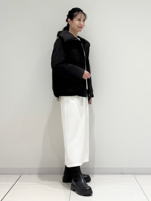 kayoさんの「INDIVI｜【撥水／洗える／デザイン衿】ステッチレス ショートダウンコート」を使ったコーディネート