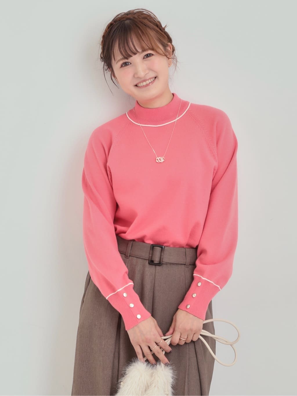 ゆゆさんの「SHOO･LA･RUE｜【着丈選べる/S-LL】スタイルアップが叶う ベルト付きワイドパンツ」を使ったコーディネート
