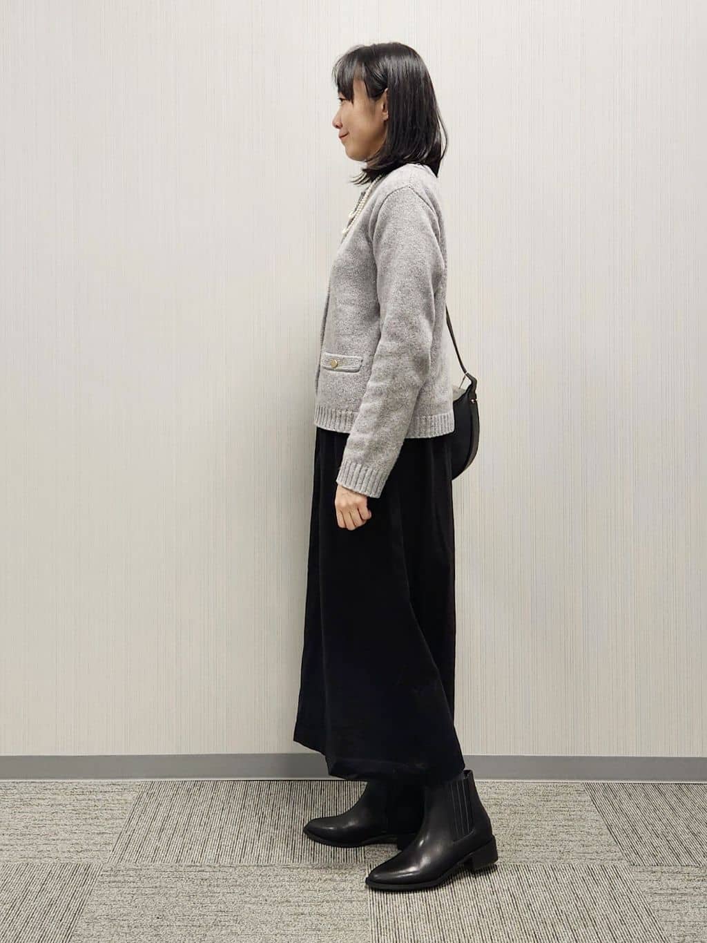 naraさんの「Dessin｜ウールカシミヤカーディガン」を使ったコーディネート