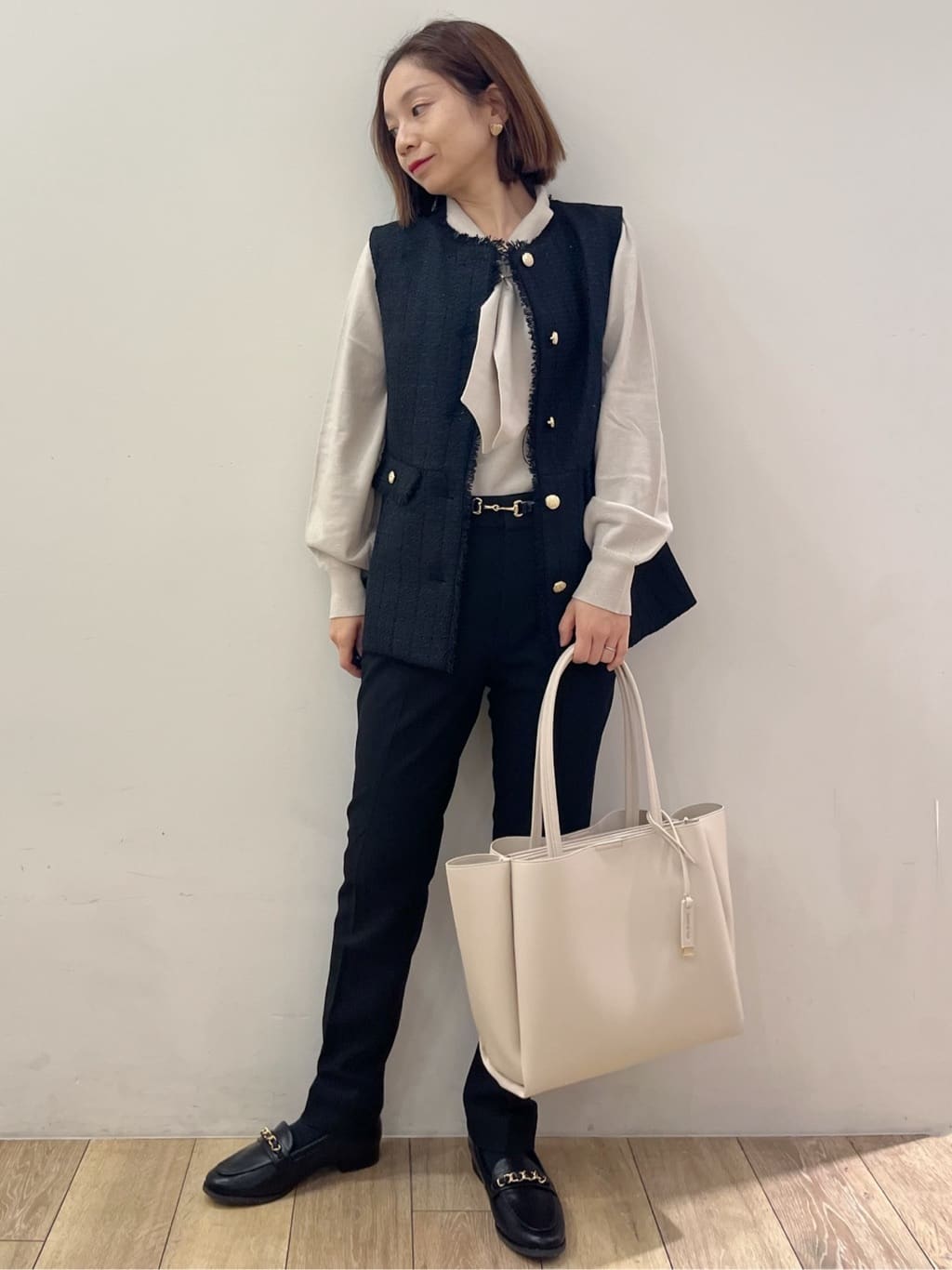 kcさんの「OPAQUE.CLIP｜ウォームストレッチテーパードパンツ【洗濯機OK／防シワ／吸湿発熱】《XS～3L》」を使ったコーディネート