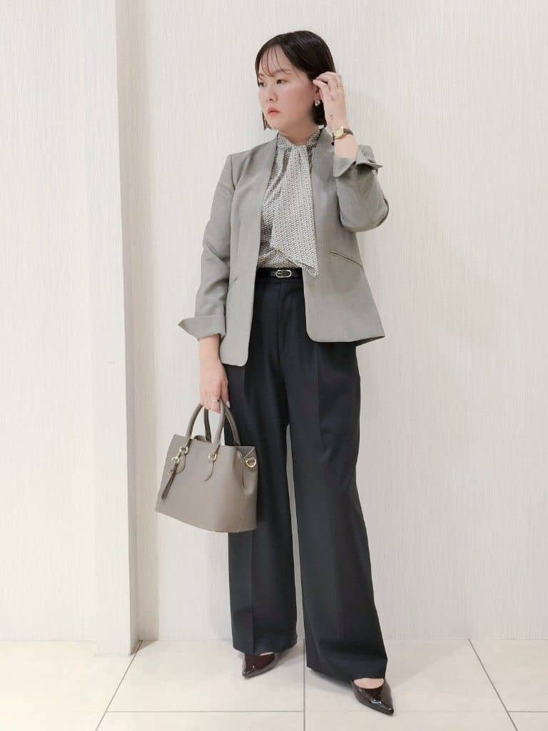 naokoさんの「UNTITLED｜【洗える/お仕事スーツ】ドライメランジ カラーレスジャケット」を使ったコーディネート