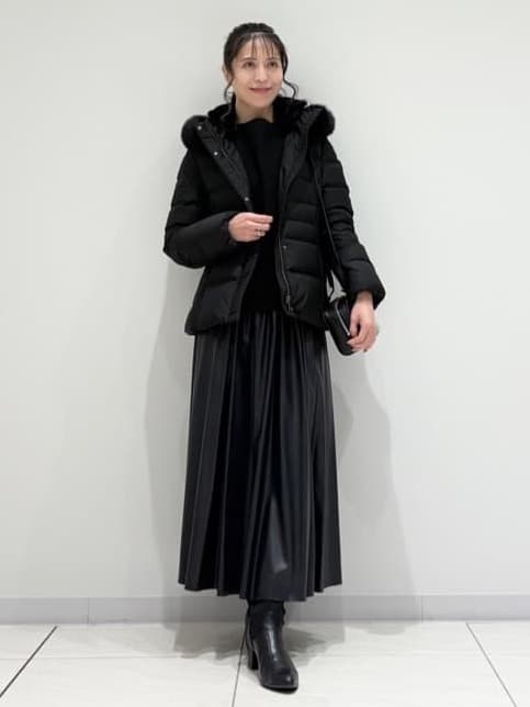 kayoさんの「INDIVI｜【名品／撥水／抗菌防臭】ショート丈リサイクルダウンコート」を使ったコーディネート