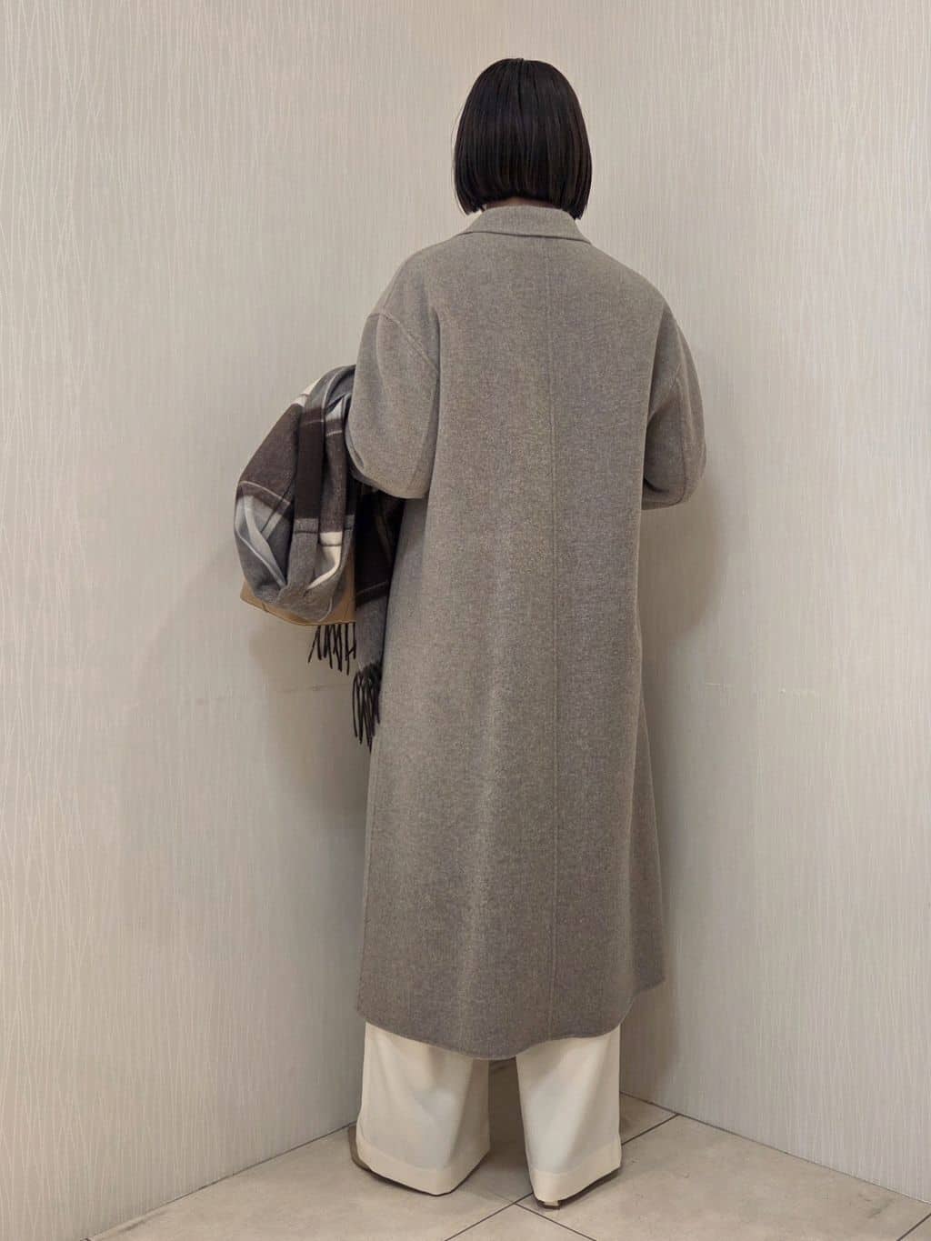 naokoさんの「UNTITLED｜【ロング丈/軽やか】テーラード　リバーコート」を使ったコーディネート