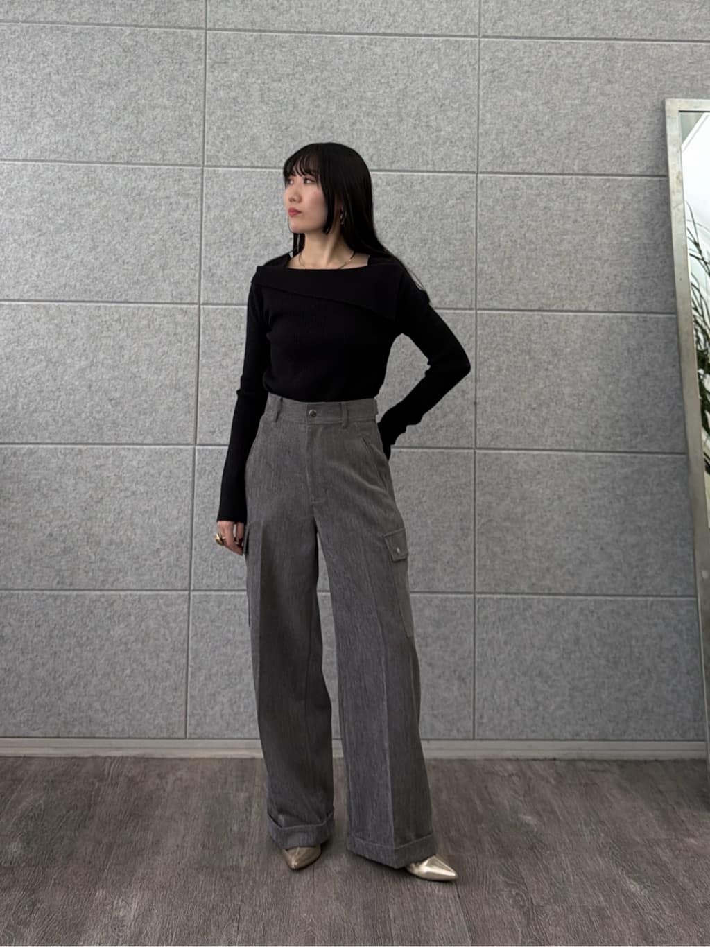 rinaさんの「INDIVI｜【再入荷】アシメオフショルニット」を使ったコーディネート