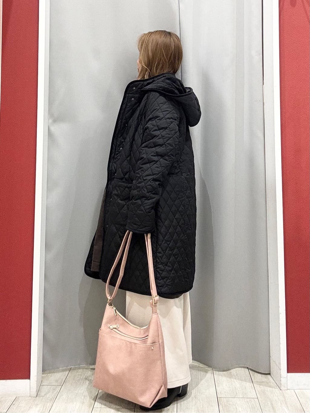 shioさんの「SHOO･LA･RUE｜【洗濯機可/S-LL】すっきり見えにこだわった コーデュロイチュニックワンピース」を使ったコーディネート
