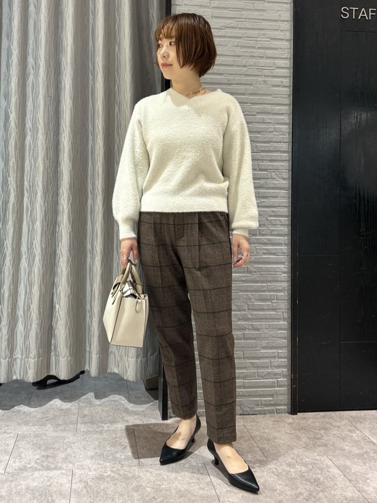 ga_riさんの「THE SHOP TK｜【洗える】上品にきらめく フェザーラメニット」を使ったコーディネート
