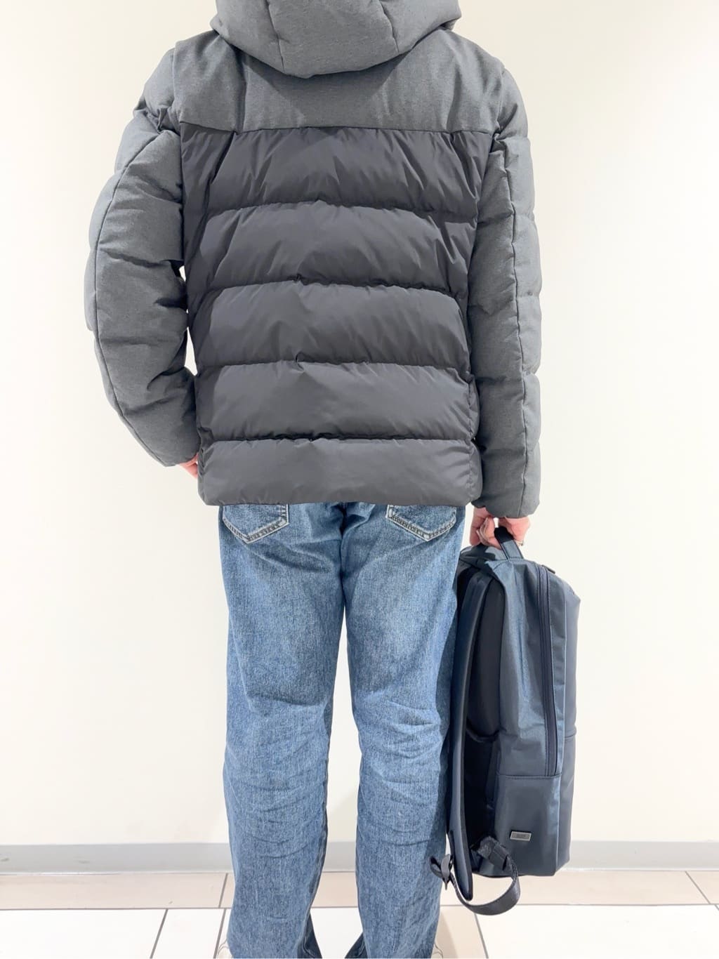 及川さんの「TAKEO KIKUCHI｜カラーコンビ ダウンブルゾン」を使ったコーディネート