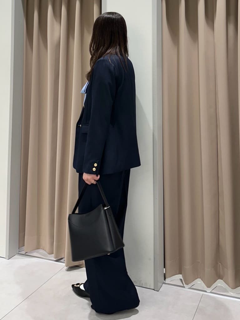 cottonさんの「THE SHOP TK｜【通勤にもデイリーにも】CAVIAN 金ボタンダブルブレストジャケット」を使ったコーディネート