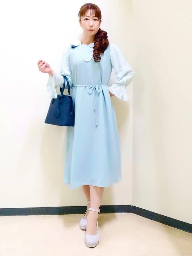花さんの「Reflect｜【SS-4Lサイズ／付属リボン】スリーブデザインジョーゼットワンピース」を使ったコーディネート