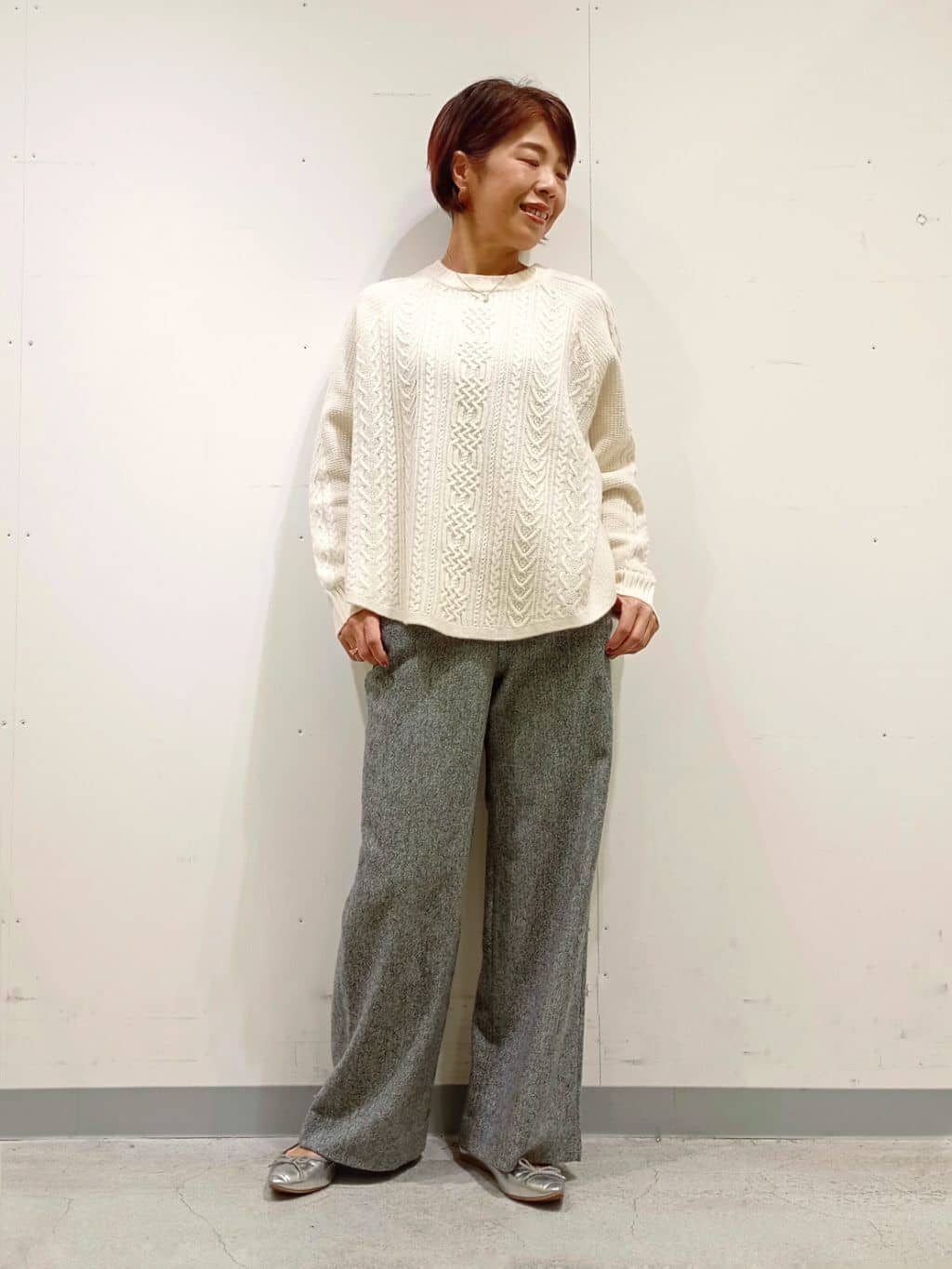 Kさんの「INDIVI｜【洗える】ケーブルデザイン ラウンドヘムニット」を使ったコーディネート