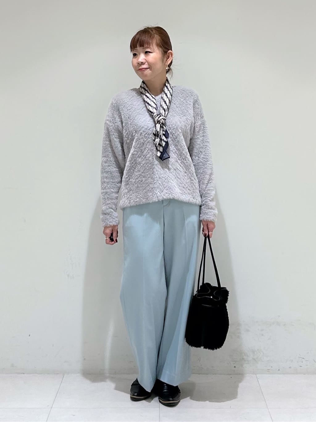 tsuyuさんの「INDIVI｜【洗える】エアリーシャギートップス」を使ったコーディネート