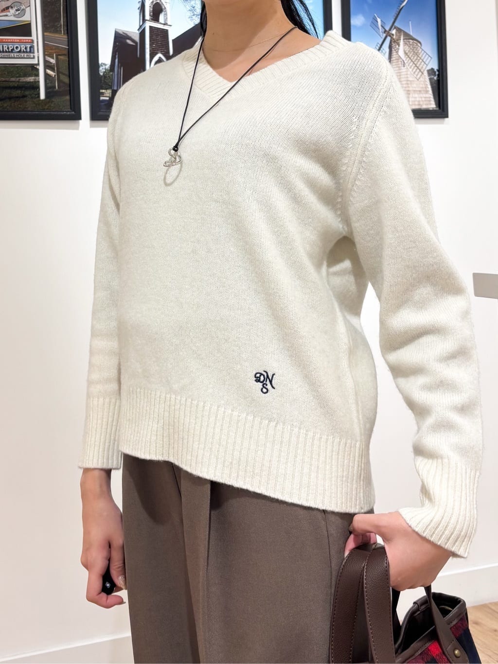 Ririkaさんの「Dessin｜ウールカシミヤVネック」を使ったコーディネート