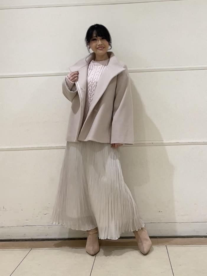 watanabeさんの「UNTITLED｜【着回しが効く／オンオフアウター】ウールショートコート」を使ったコーディネート