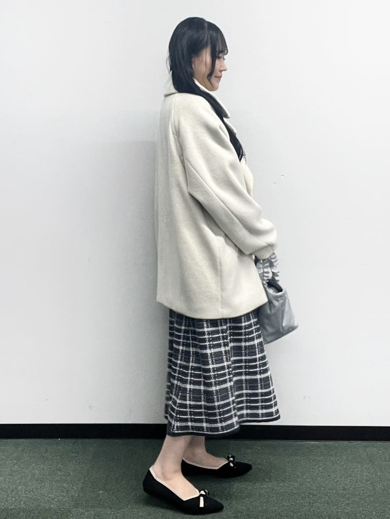 Hitomiさんの「index｜カシミヤブレンドウールミドルピーコート」を使ったコーディネート