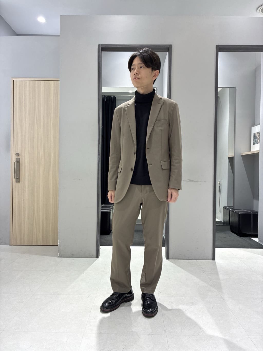 わいずみさんの「TAKEO KIKUCHI｜【3WAY】ドビー ダウンライナー付ブルゾン」を使ったコーディネート