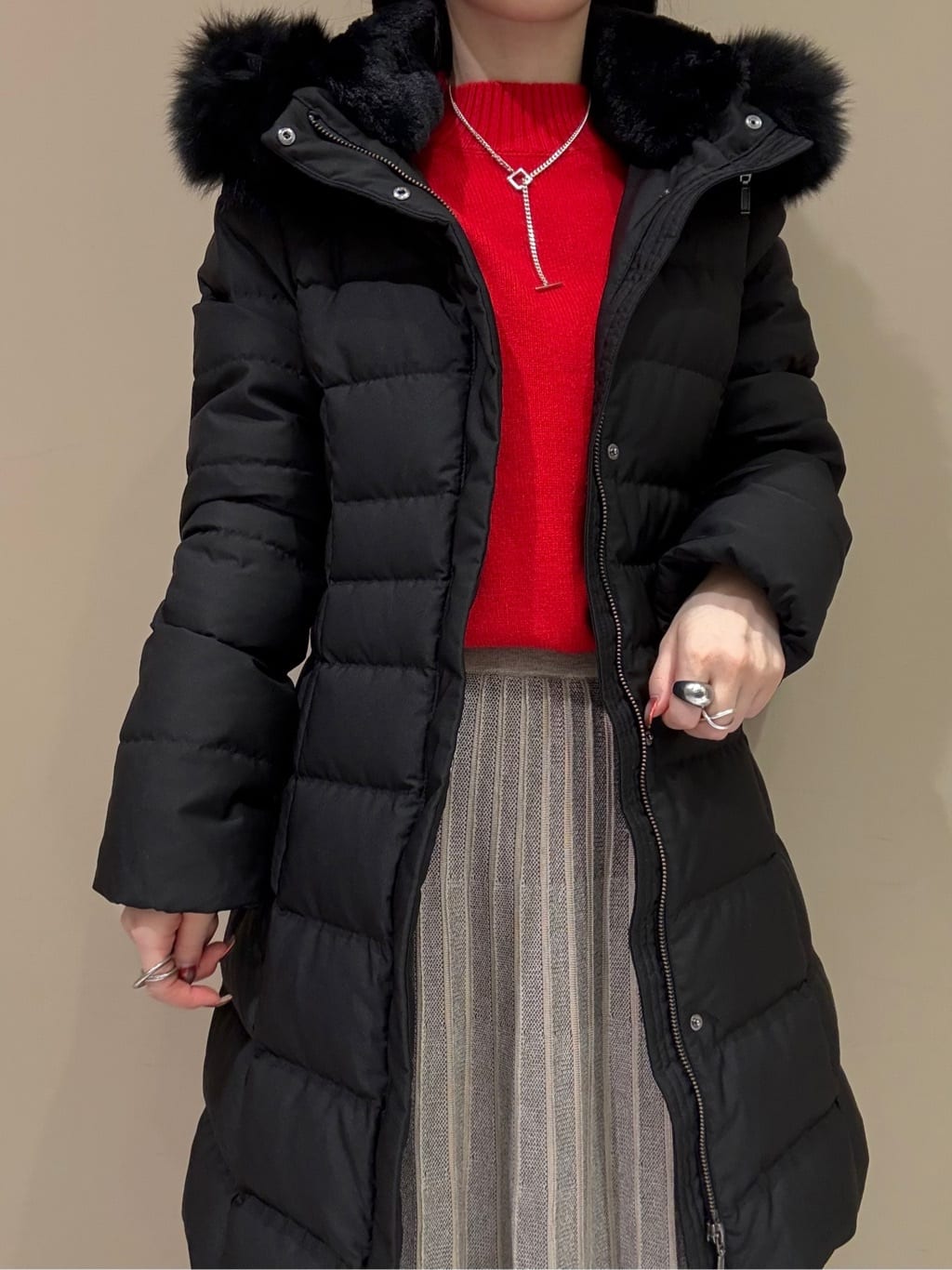 KEIKOさんの「INDIVI｜【冬ニット人気NO．1！／カシミヤ混】ミドルゲージハイネックニット」を使ったコーディネート